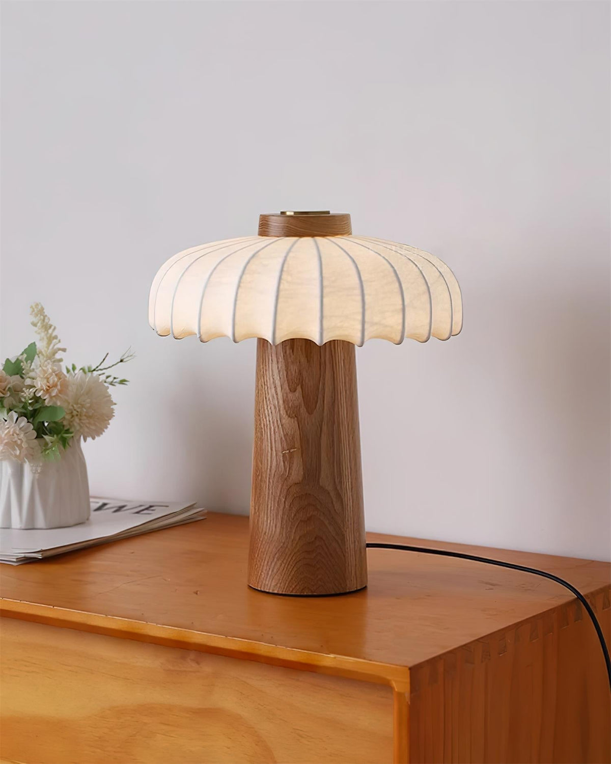 Teriarielle Table Lamp