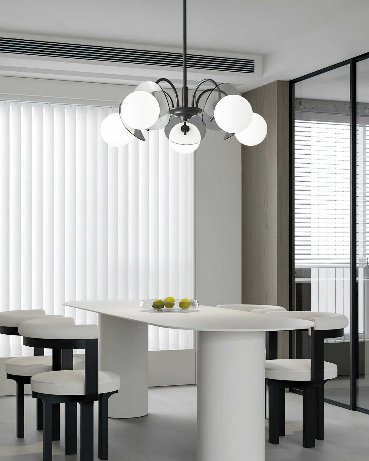 Lustre de vidro artístico com flores em florada Orlaeila