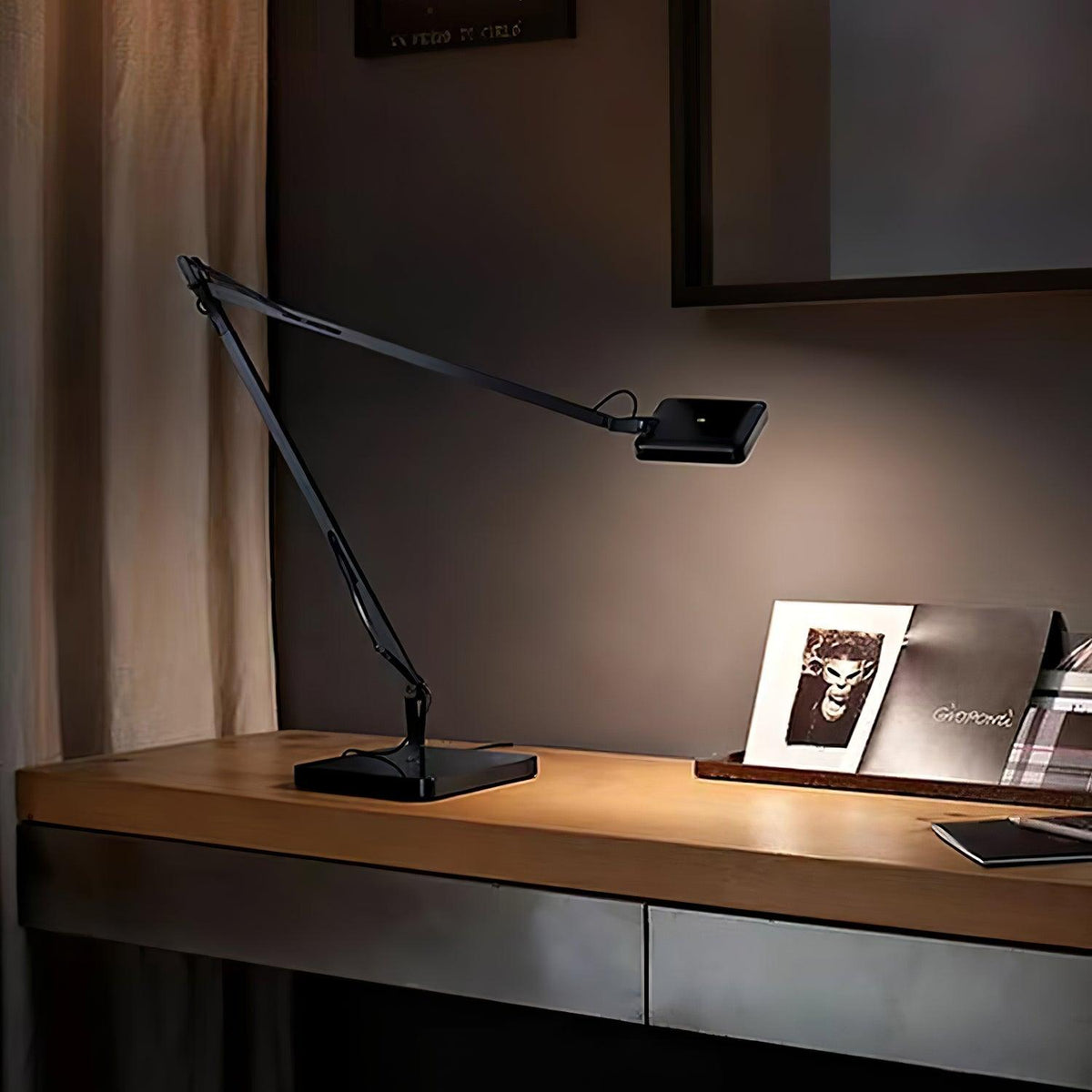 Tevenu industriel bordlampe i aluminium