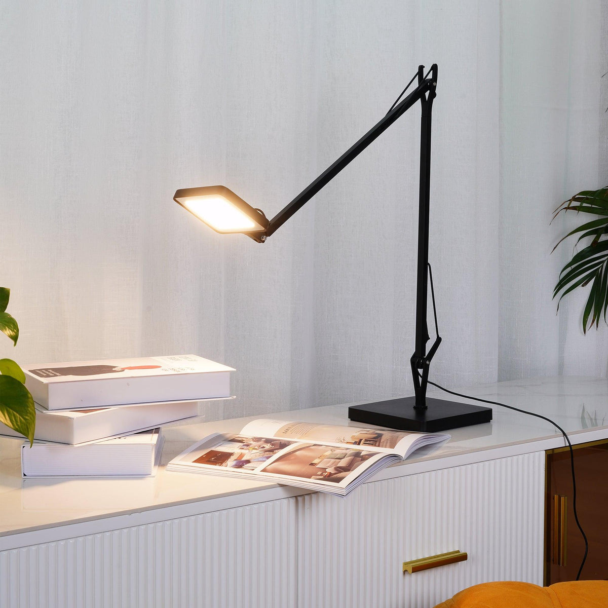 Tevenu industriel bordlampe i aluminium