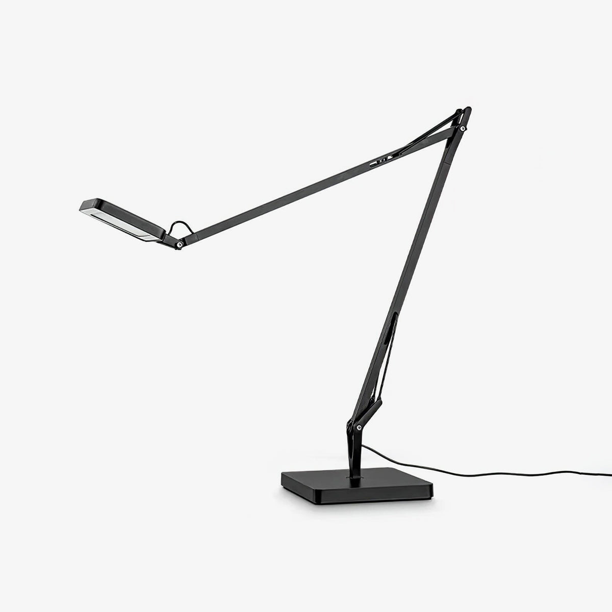 Tevenu industriel bordlampe i aluminium