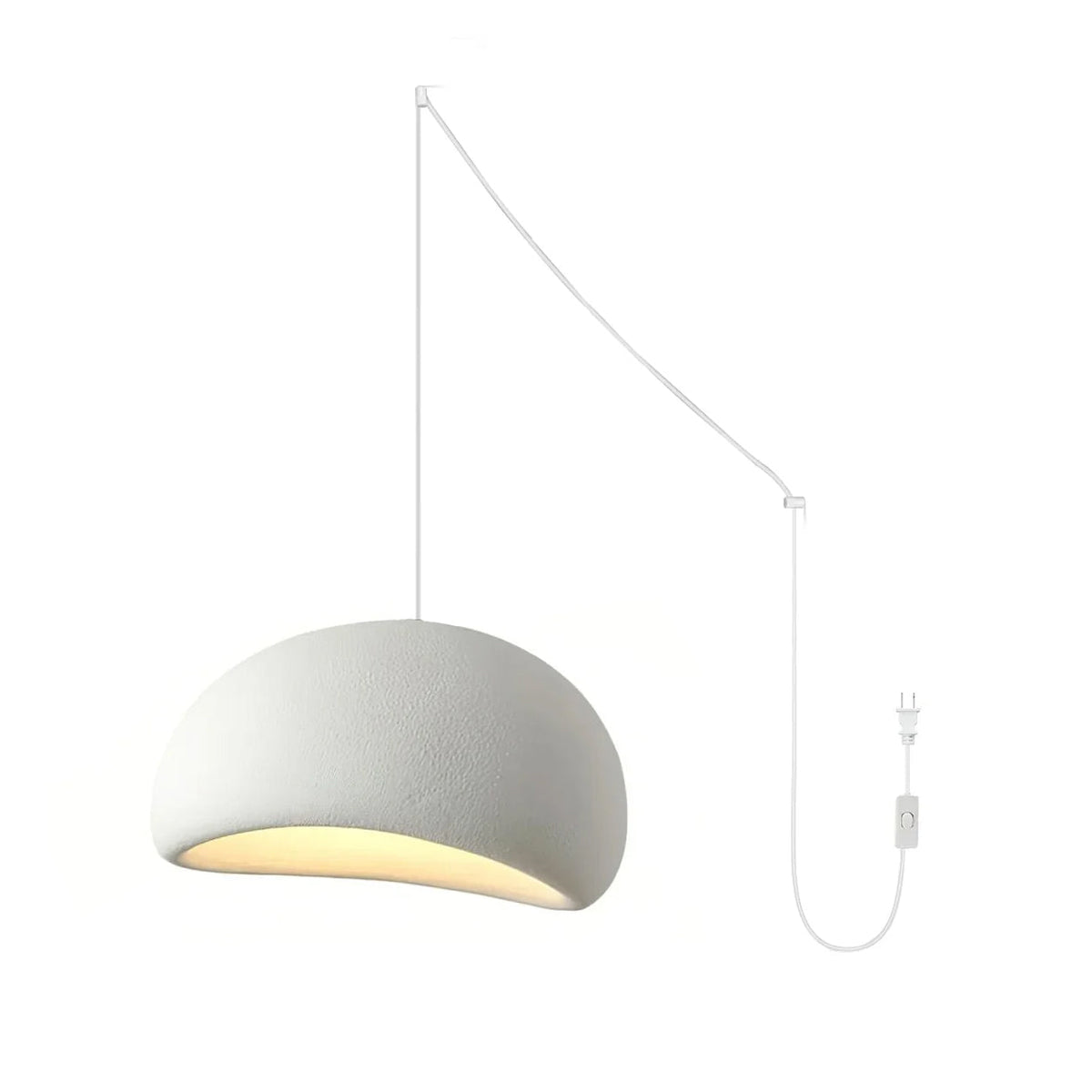 Selineria pendellampa med molnformad swag-design i wabi-sabi-stil