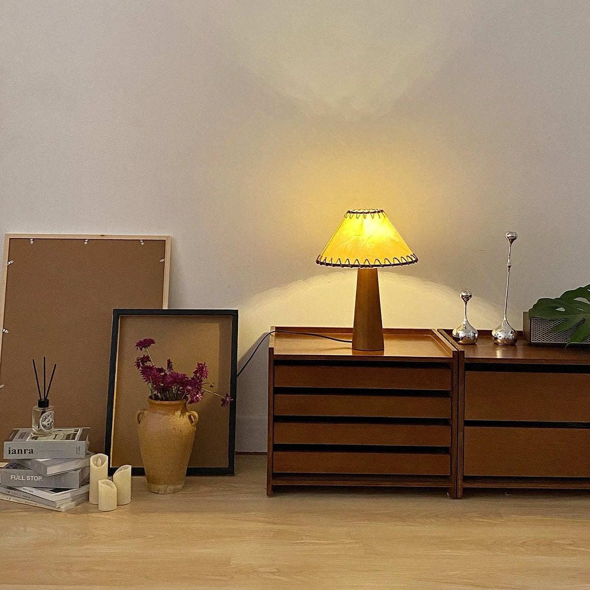 Ciroella Table Lamp