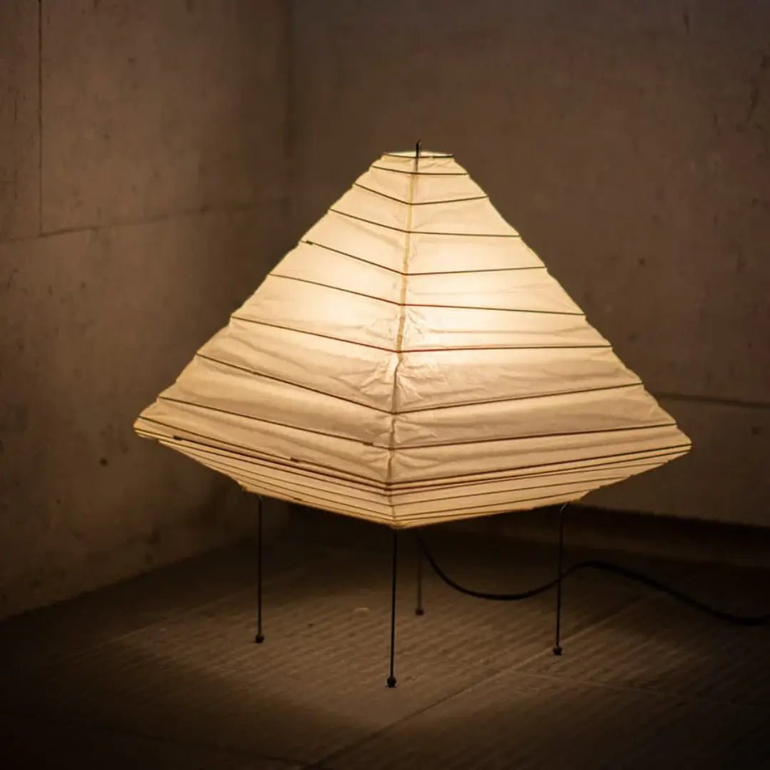 Elioi japansk bordlampe i papir