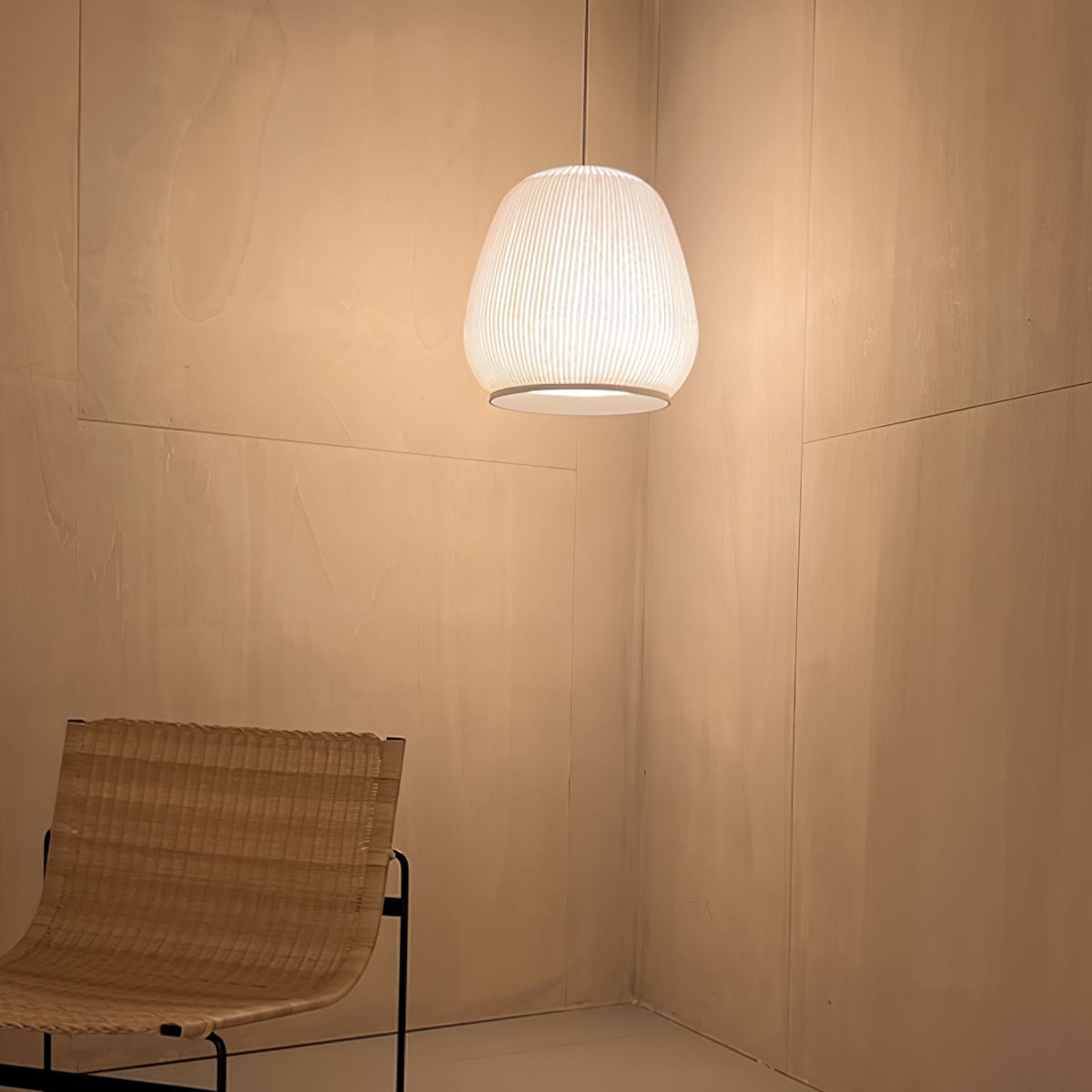 Lineiella minimalistisk pendellampa i tyg