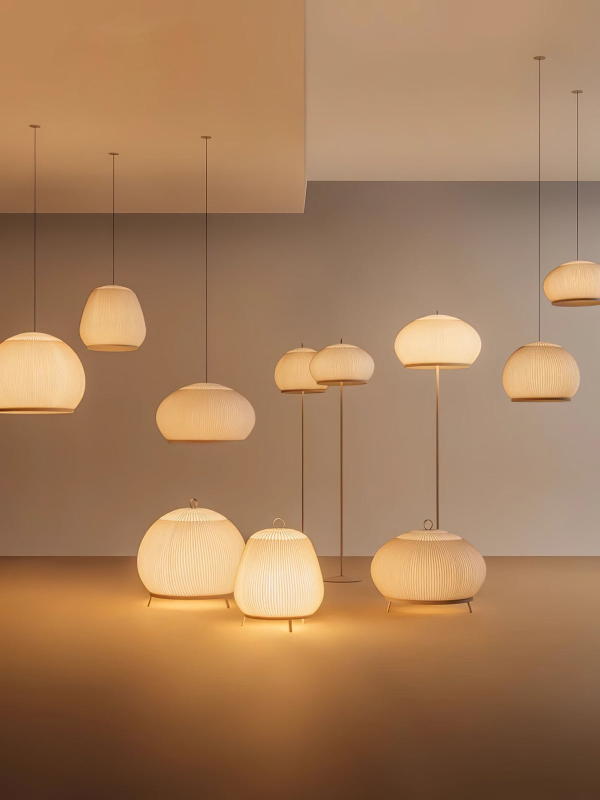 Lineiella minimalistisk pendellampa i tyg