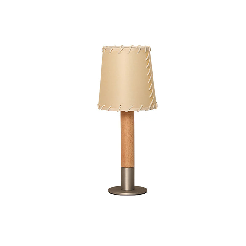 Lunve bordlampe med pergamentskærm
