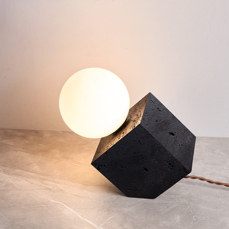Milo Candeeiro de mesa minimalista em travertino preto
