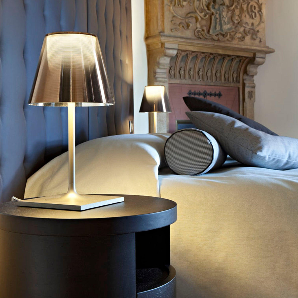 Bravon bordlampe i plast