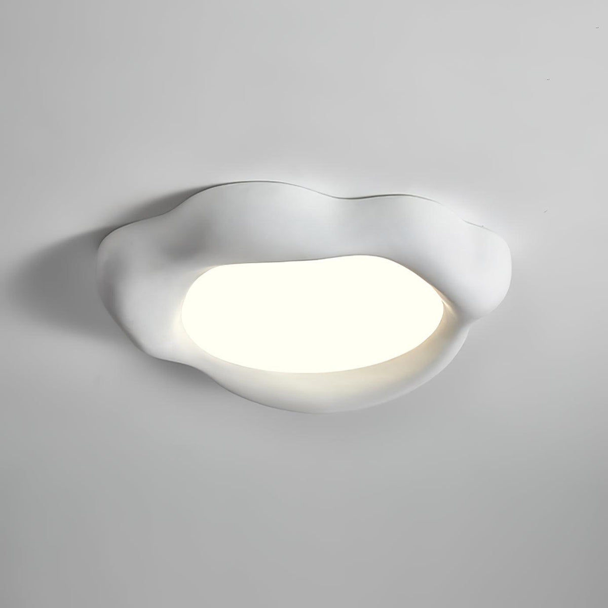 Niruella eksklusiv nordisk kunstlampe i harpiks til loftet