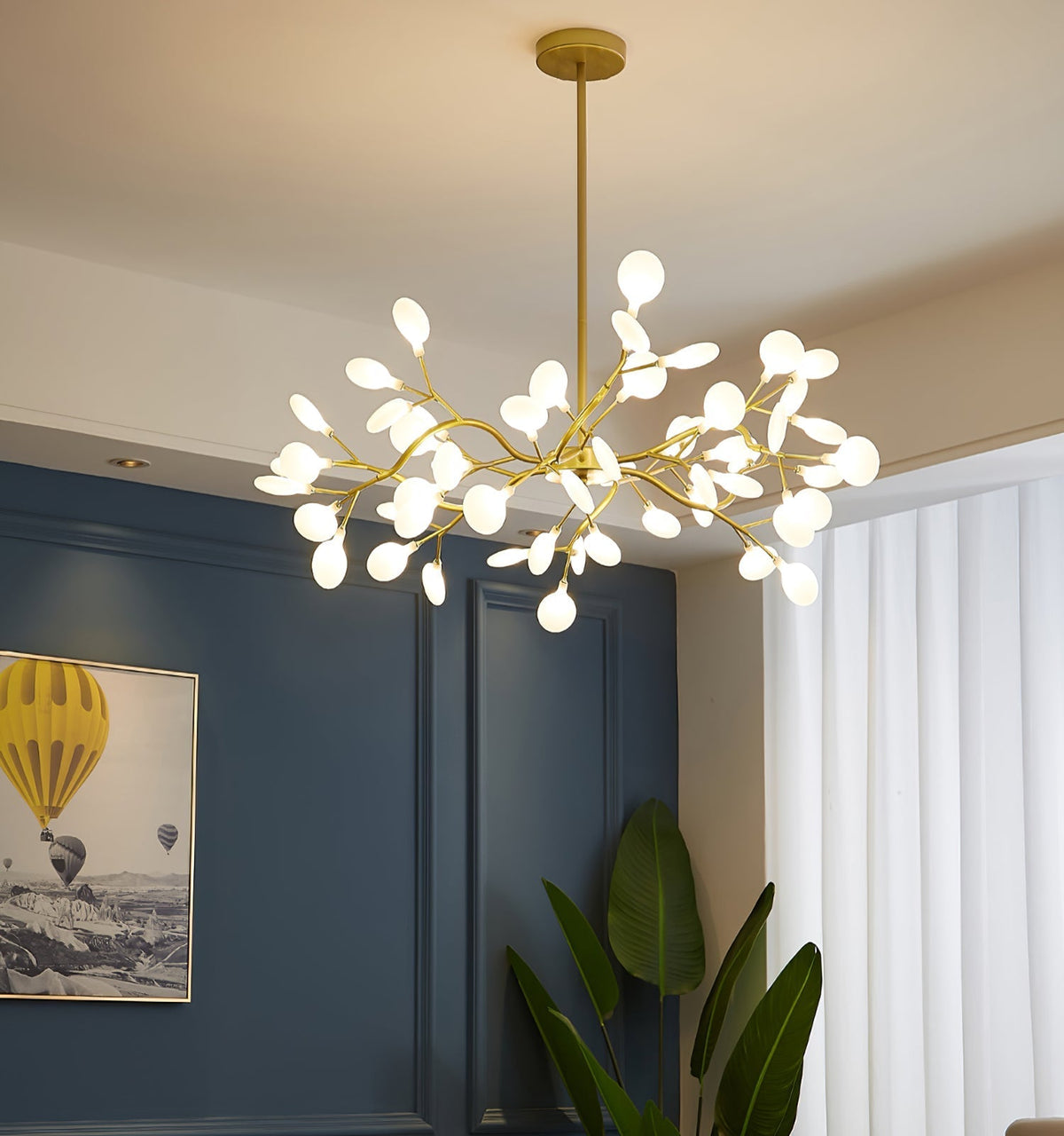 Riviselle LED-ljuskrona med eldflugor
