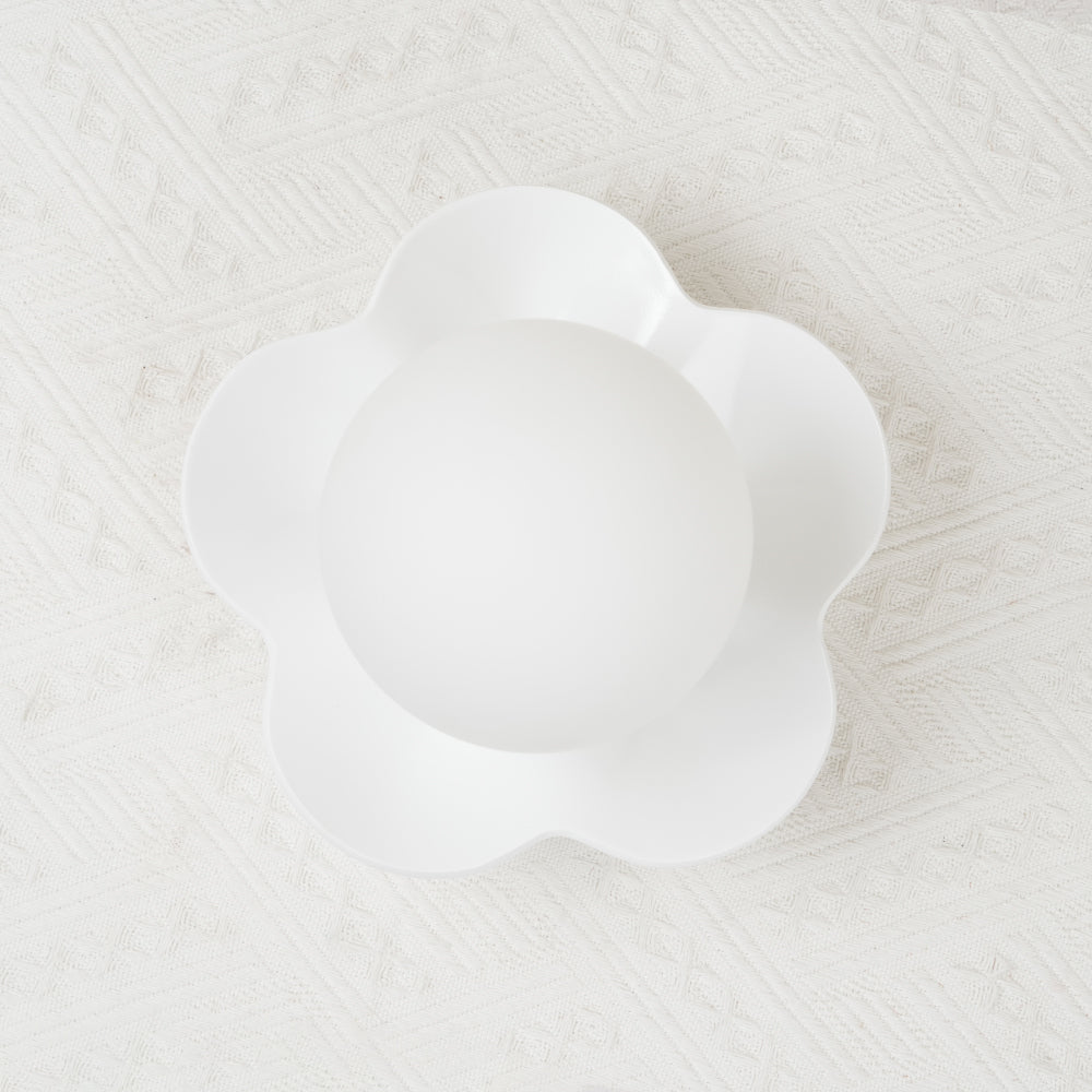 Petalia  Wall Lamp