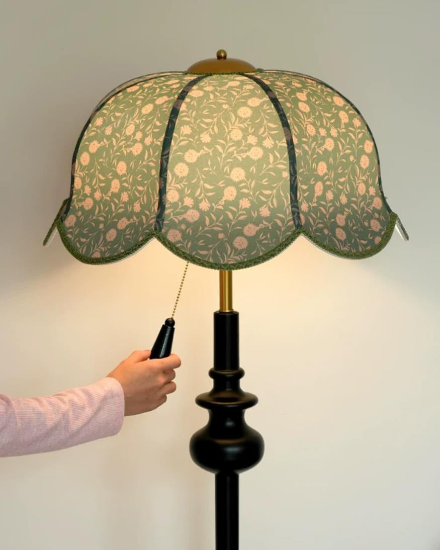 Reneiella-gulvlampe