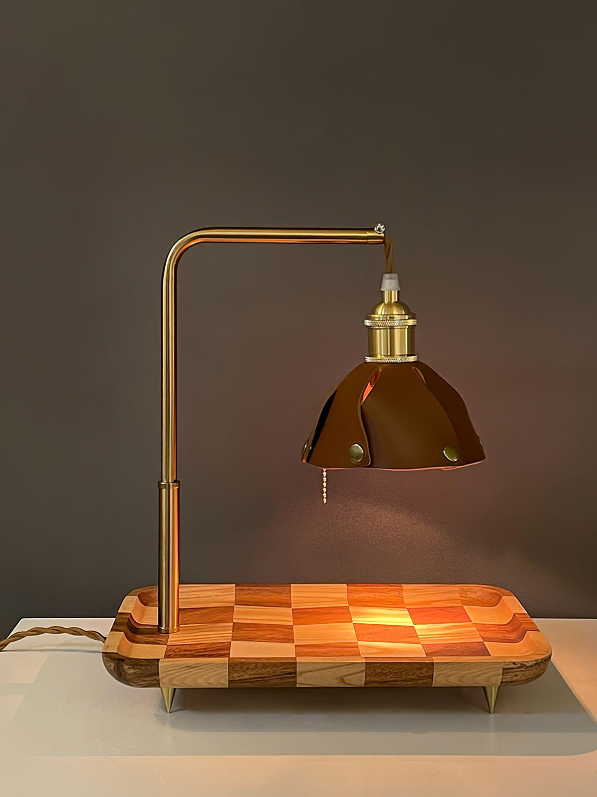 Elvaniella modern träbordslampa