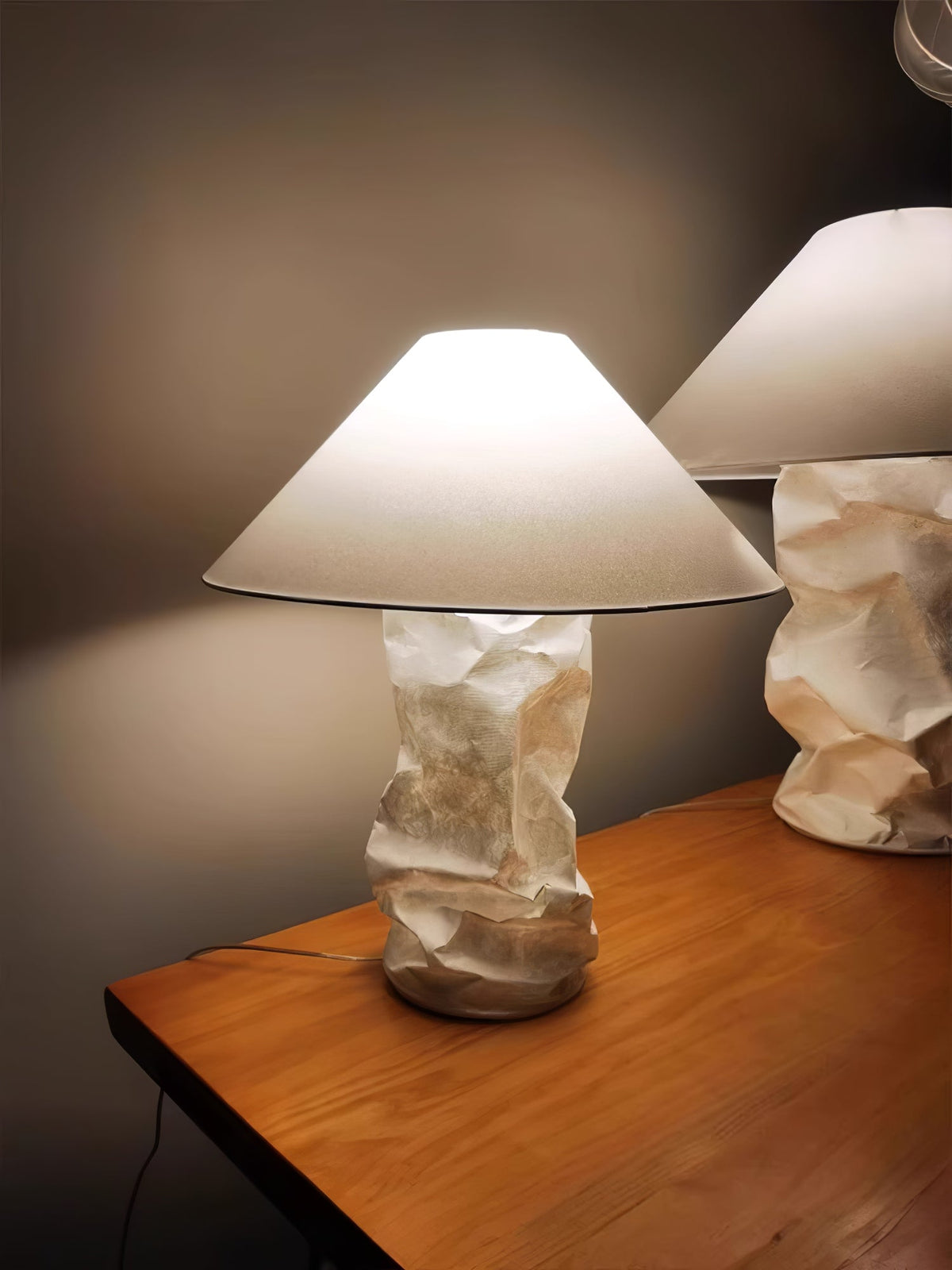 Lalemu konstnärlig bordslampa i papper