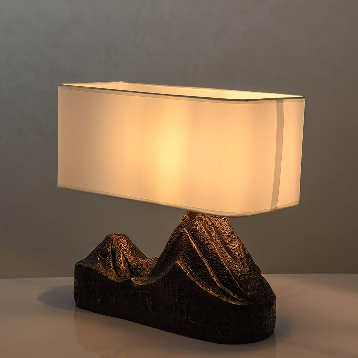 Della bordslampa i naturlig harts