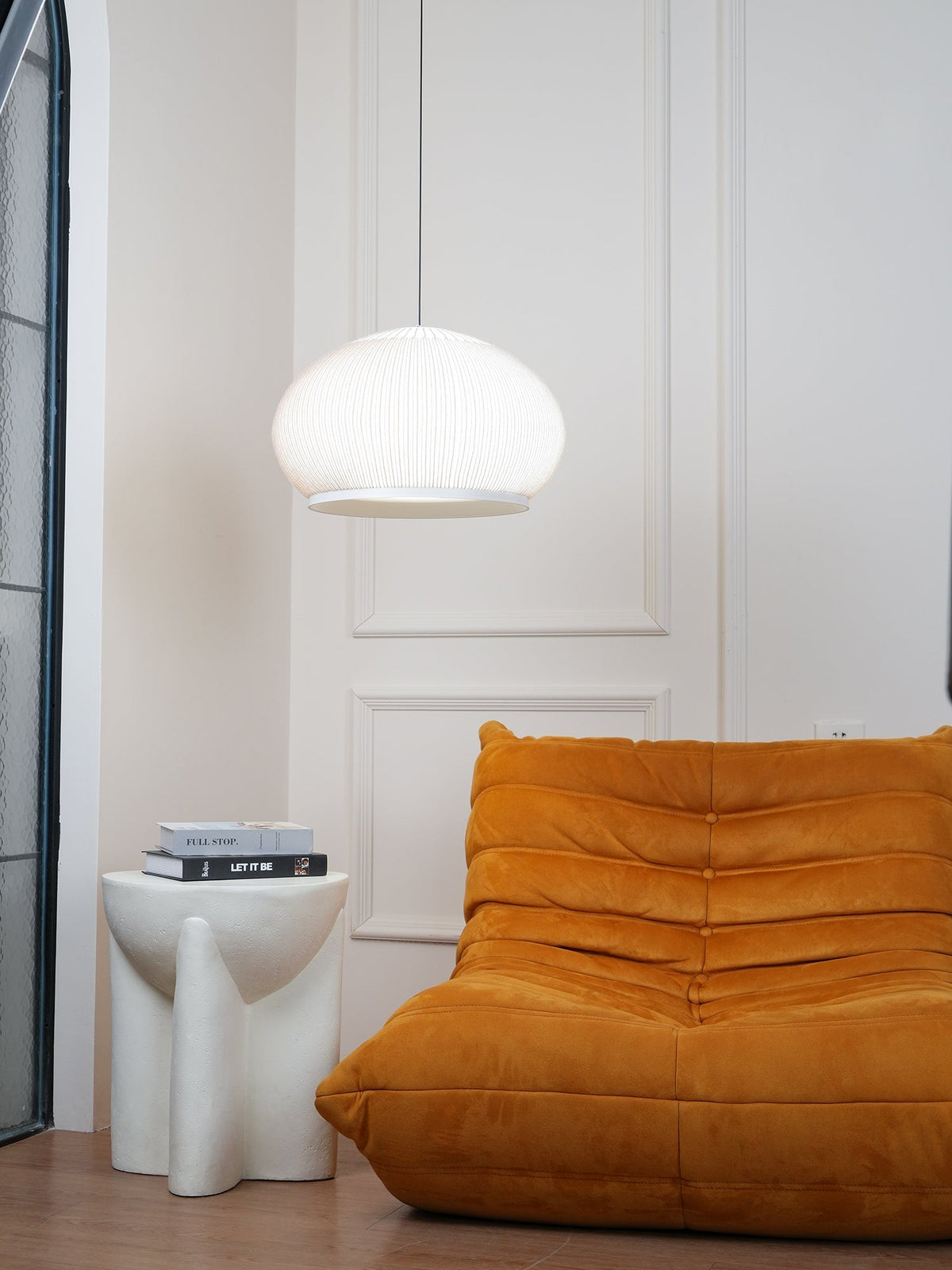 Lineiella minimalistisk pendellampa i tyg