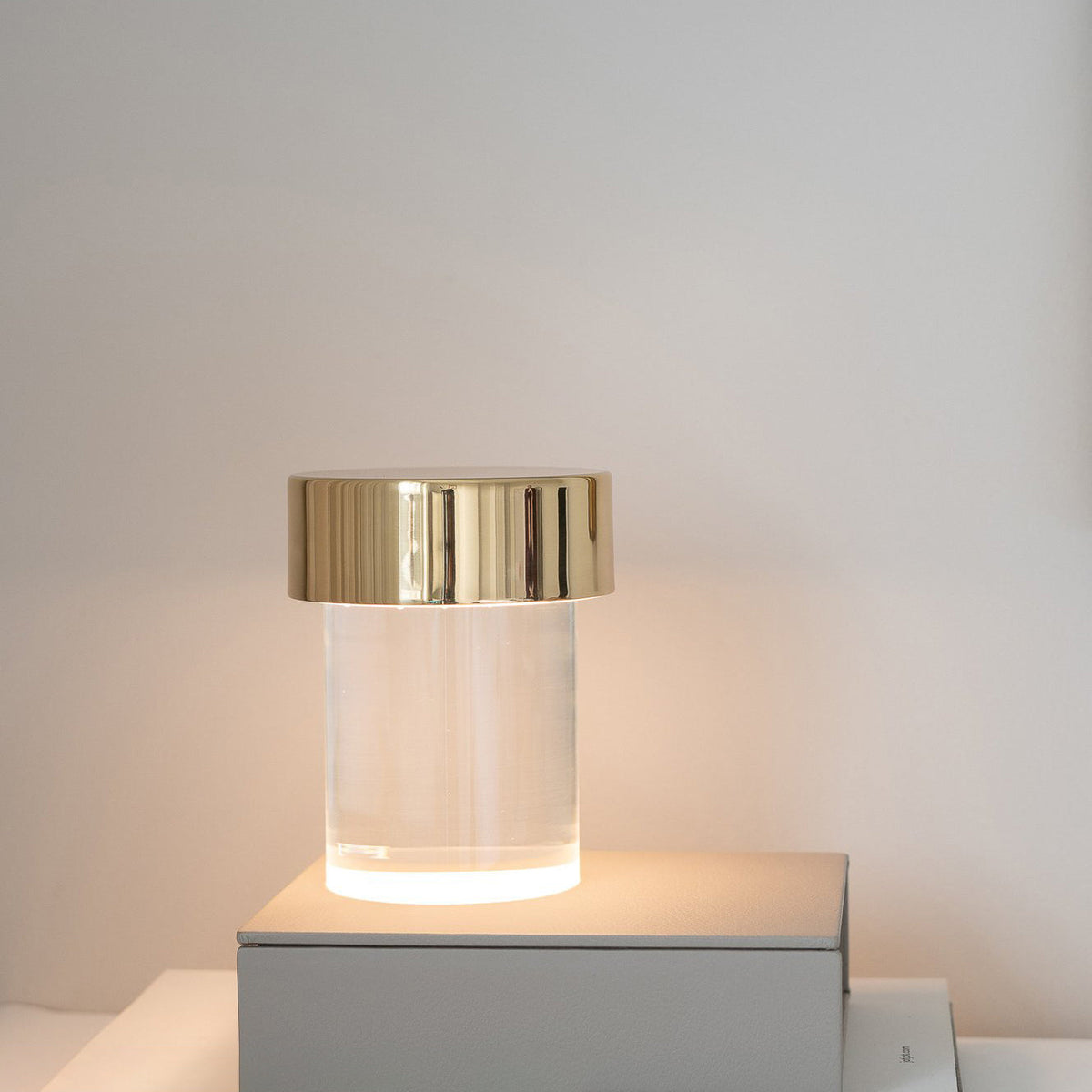 Pryden minimalistisk bordlampe