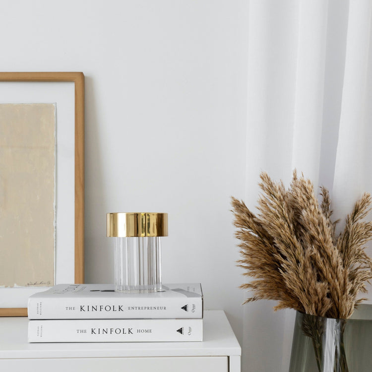 Pryden minimalistisk bordlampe