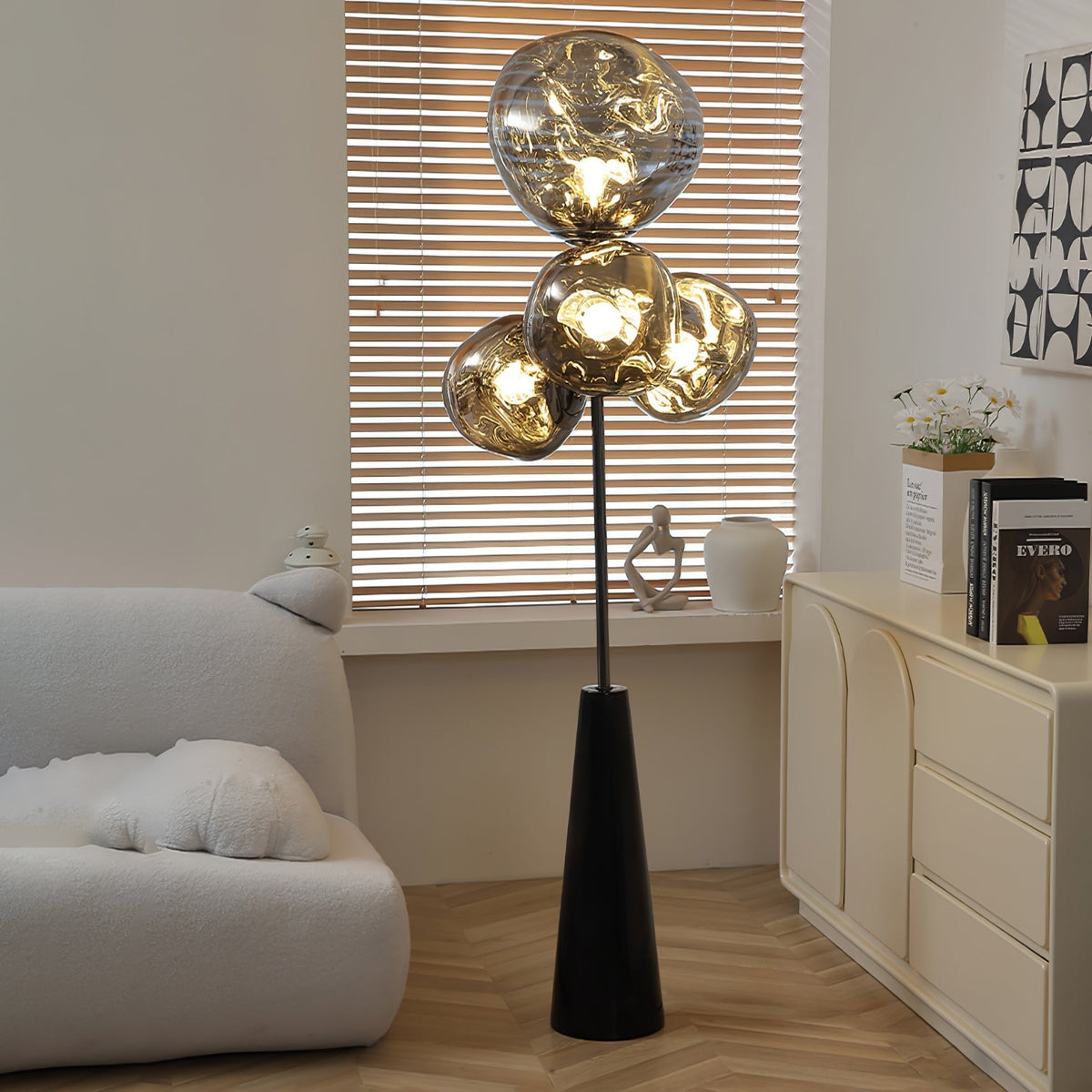 Viri modern golvlampa i marmor