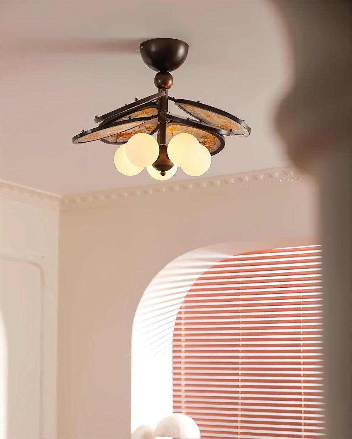 Caleneon-loftlampe