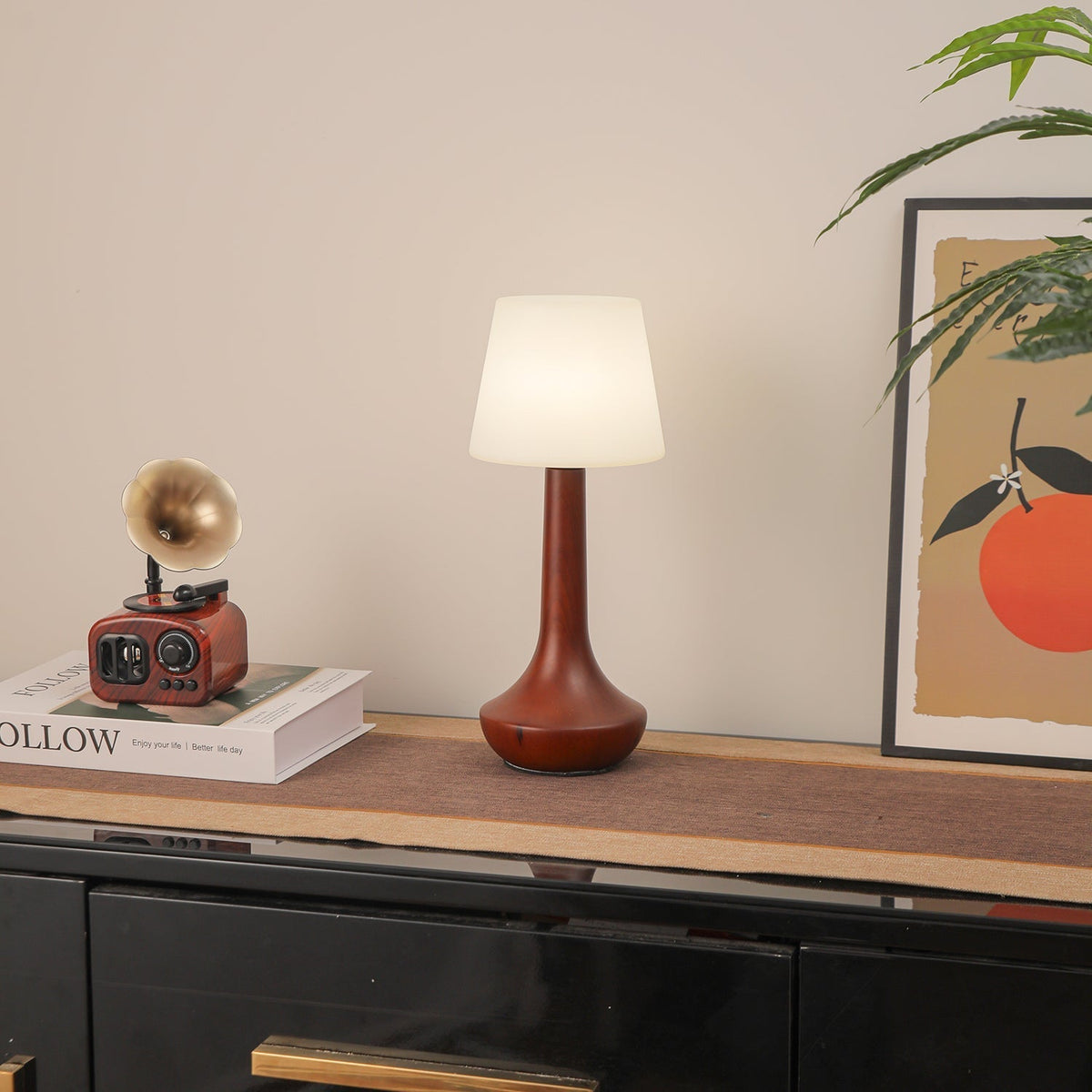 Bello retrobordslampa i trä