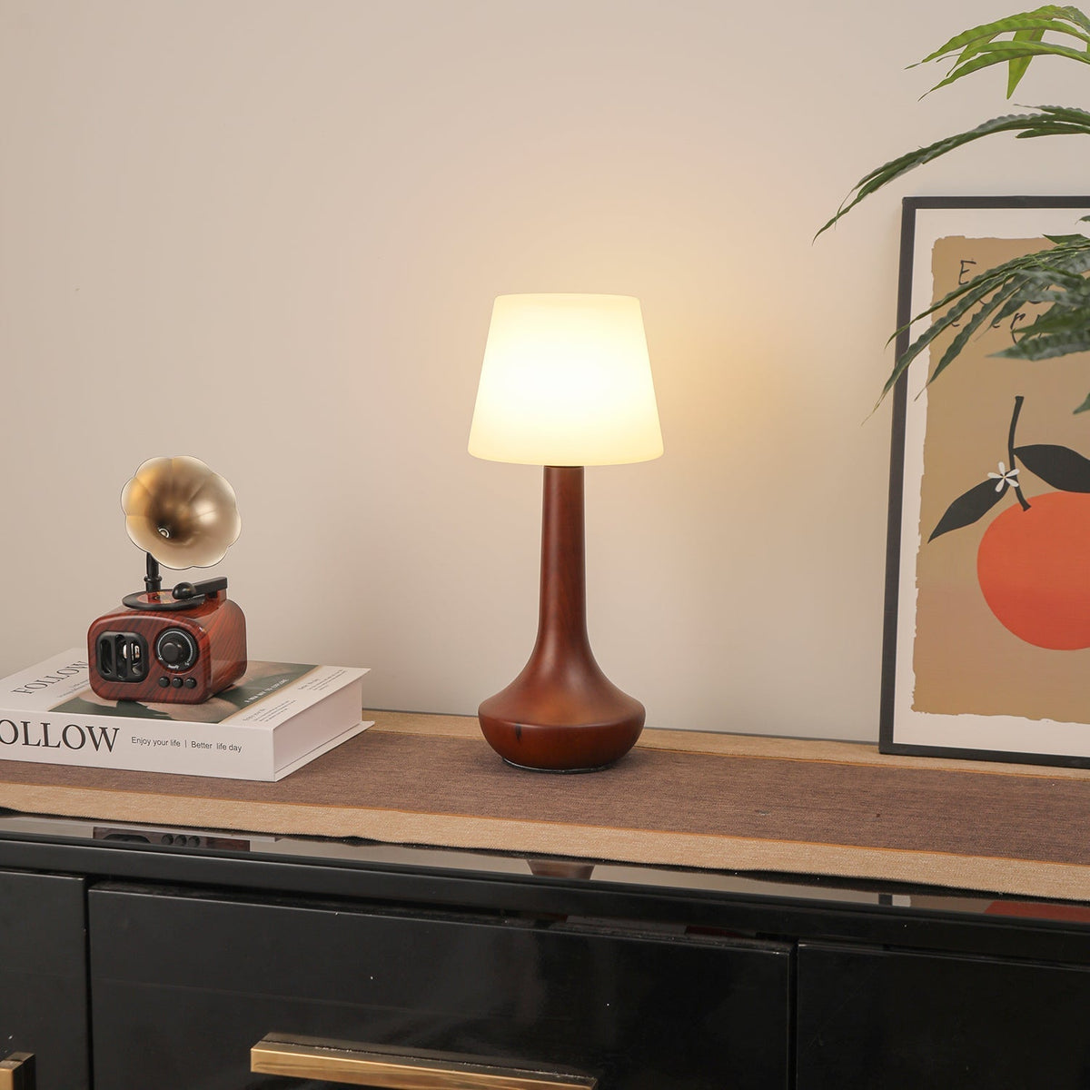 Bello retrobordslampa i trä