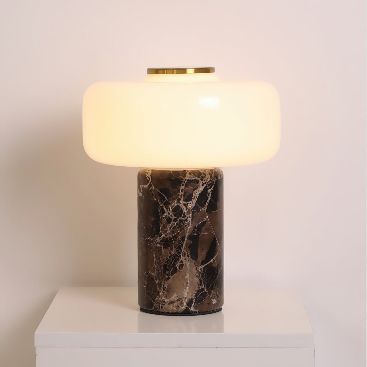 Orelinielle-bordlampe
