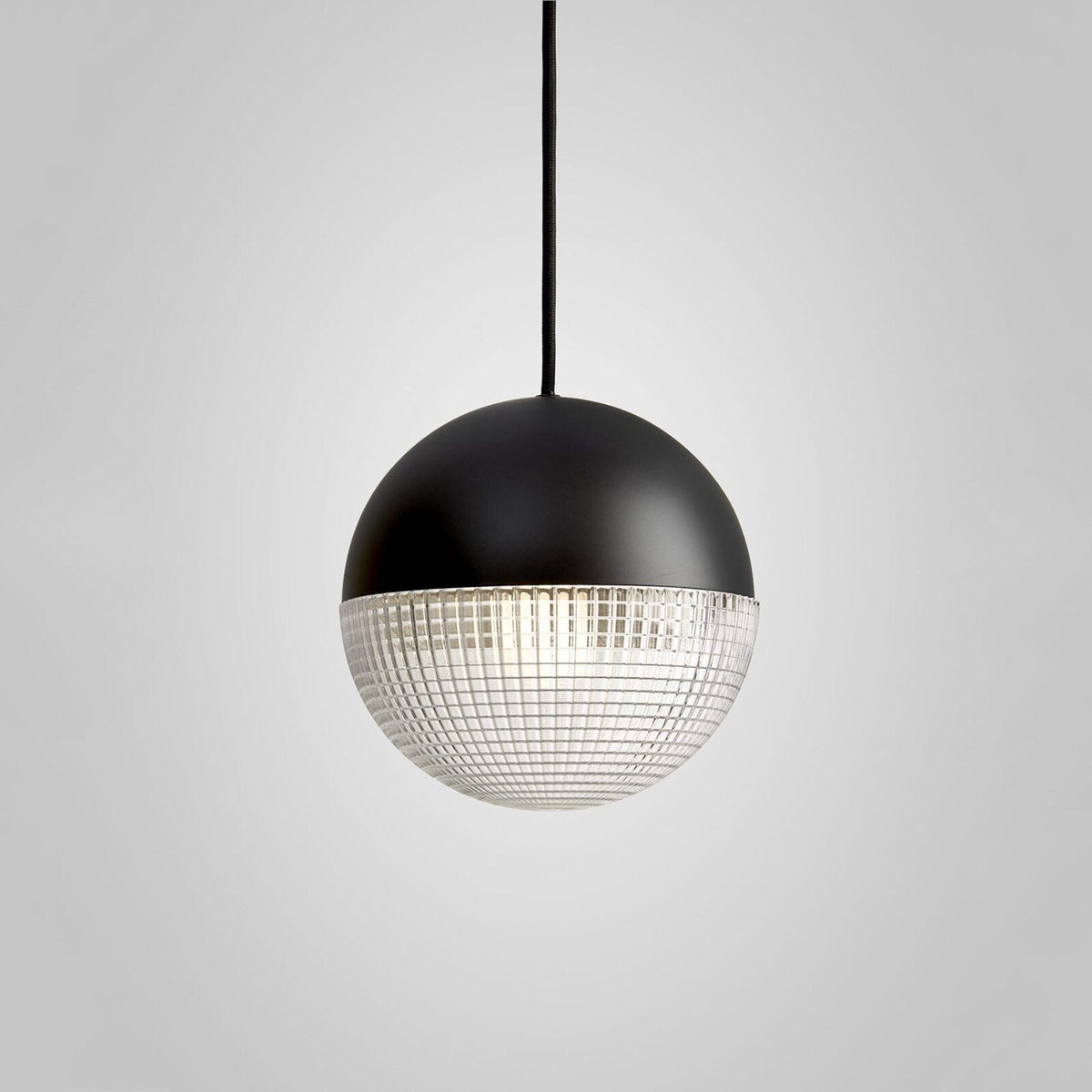 Kevelo pendel i messing og glas, moderne