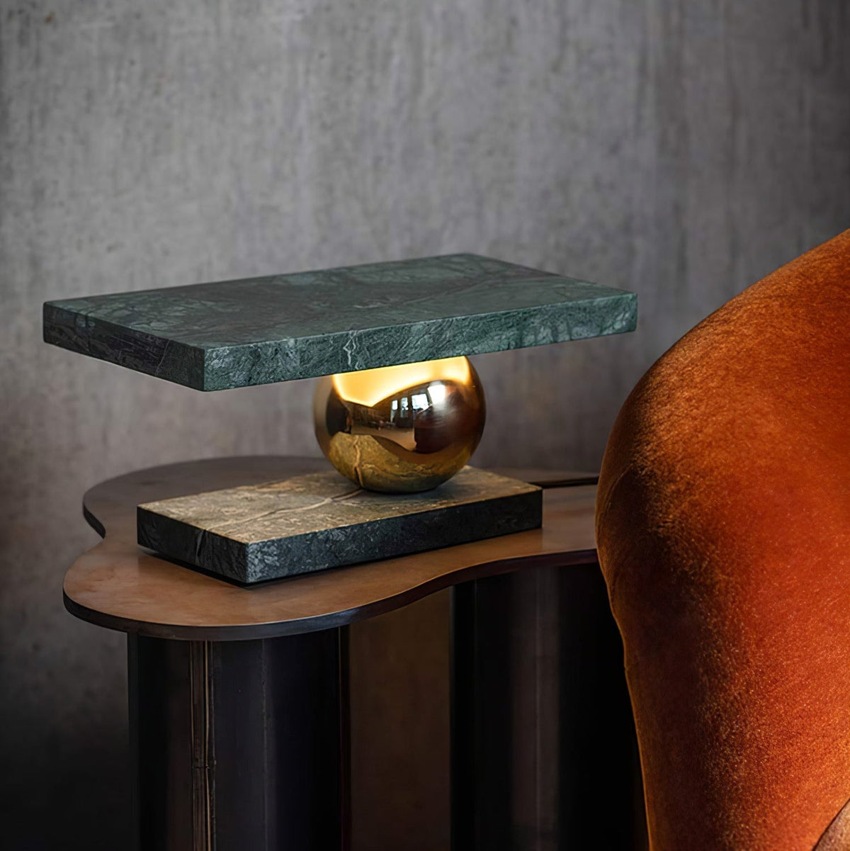 Andrew moderne marmorbordlampe