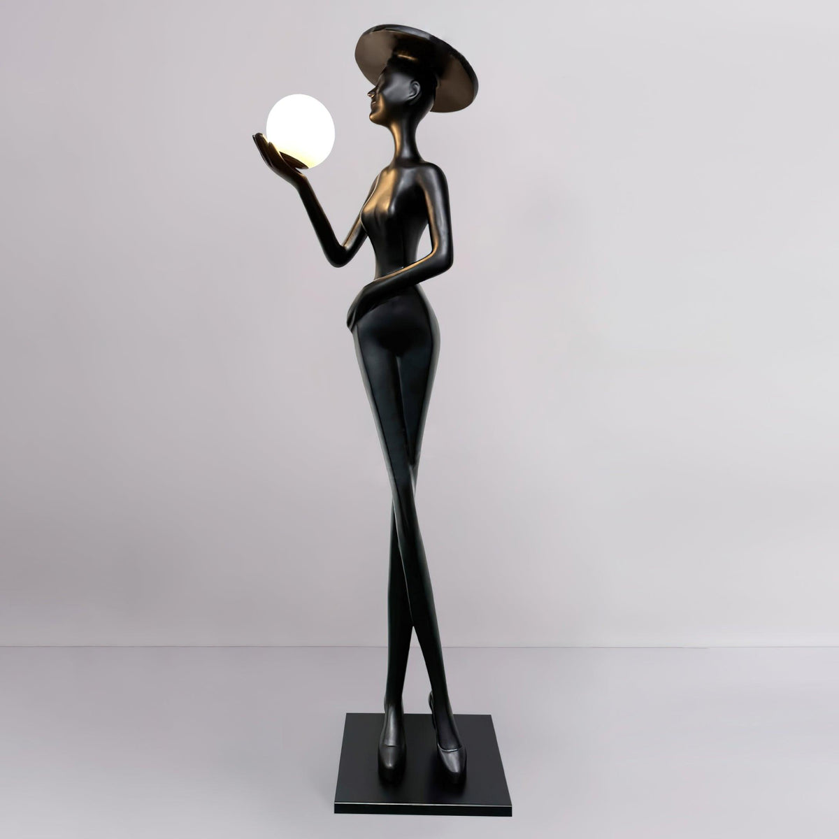 Rivinine golvlampa