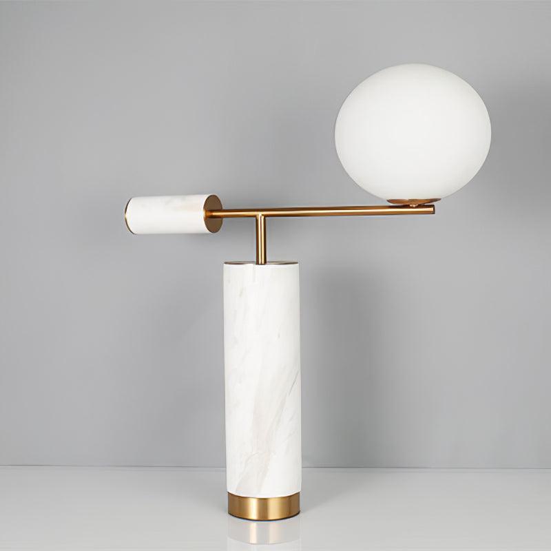 Vathayre minimalistisk bordlampe i marmor