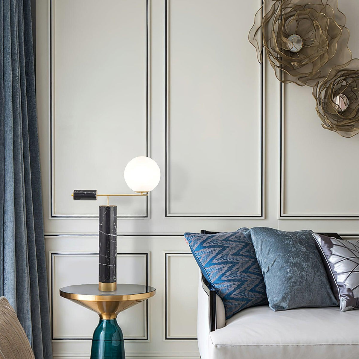 Vathayre minimalistisk bordlampe i marmor