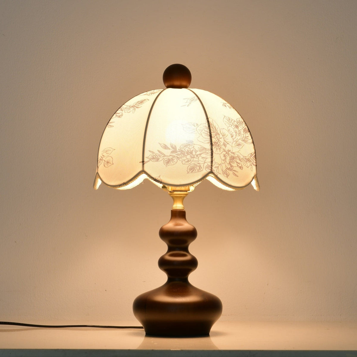 Cirirette vintagebordlampe