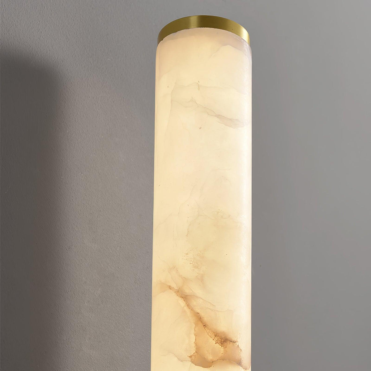 Olmirira minimalistisk vägglampa i alabaster
