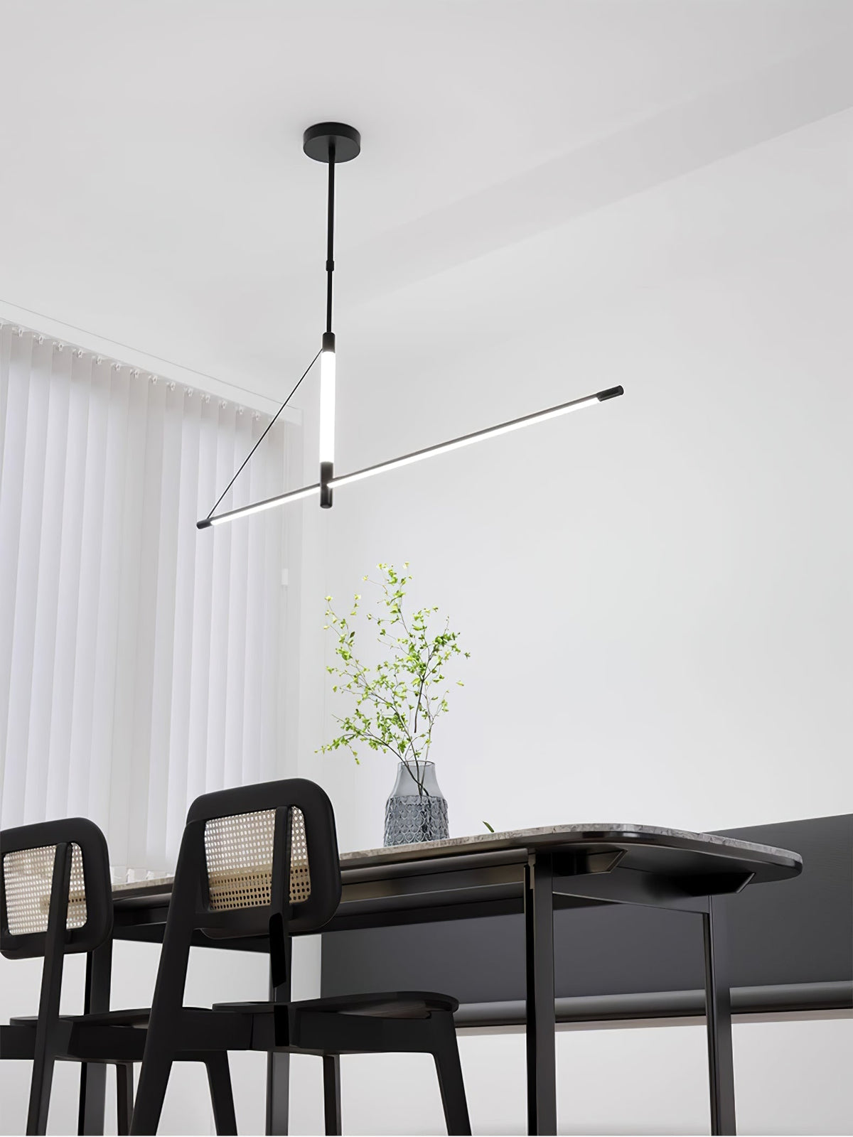 Candeeiro suspenso moderno minimalista de eixo linear Araeyra