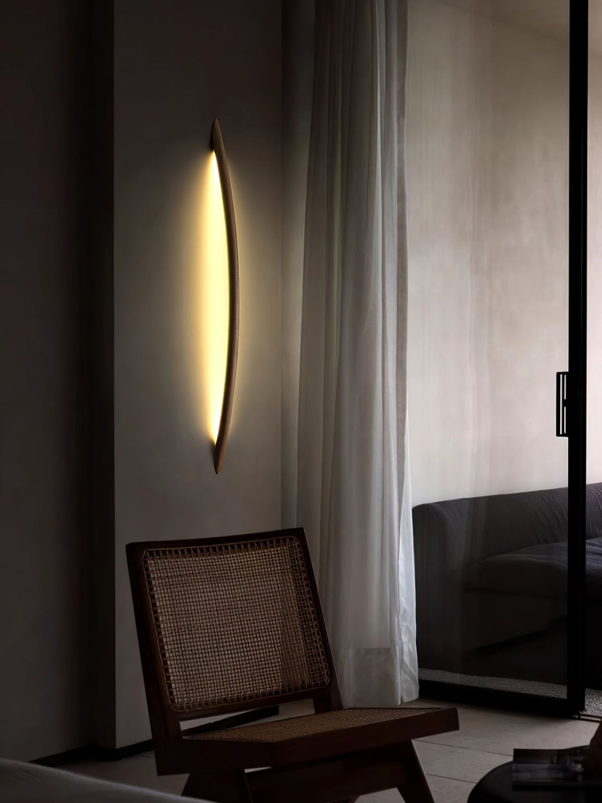 Evvinos modern minimalistisk linjär vägglampa i trä