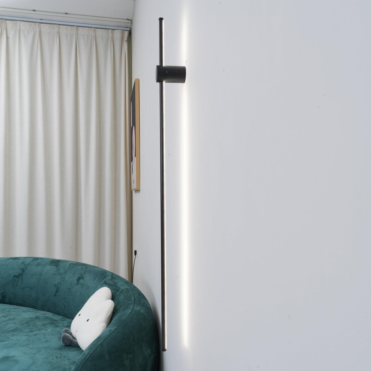 Miren moderni minimalistinen lineaarinen LED-seinävalaisin