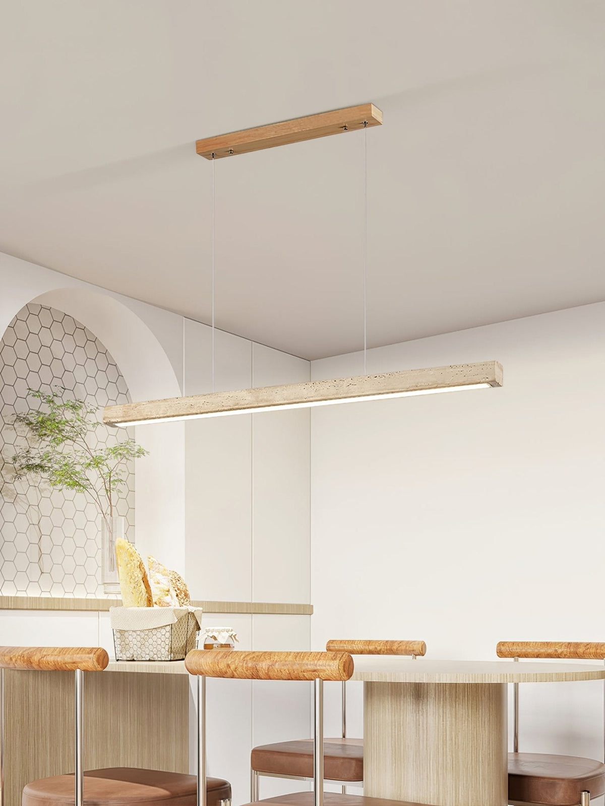 Candeeiro suspenso linear minimalista Lyven em travertino