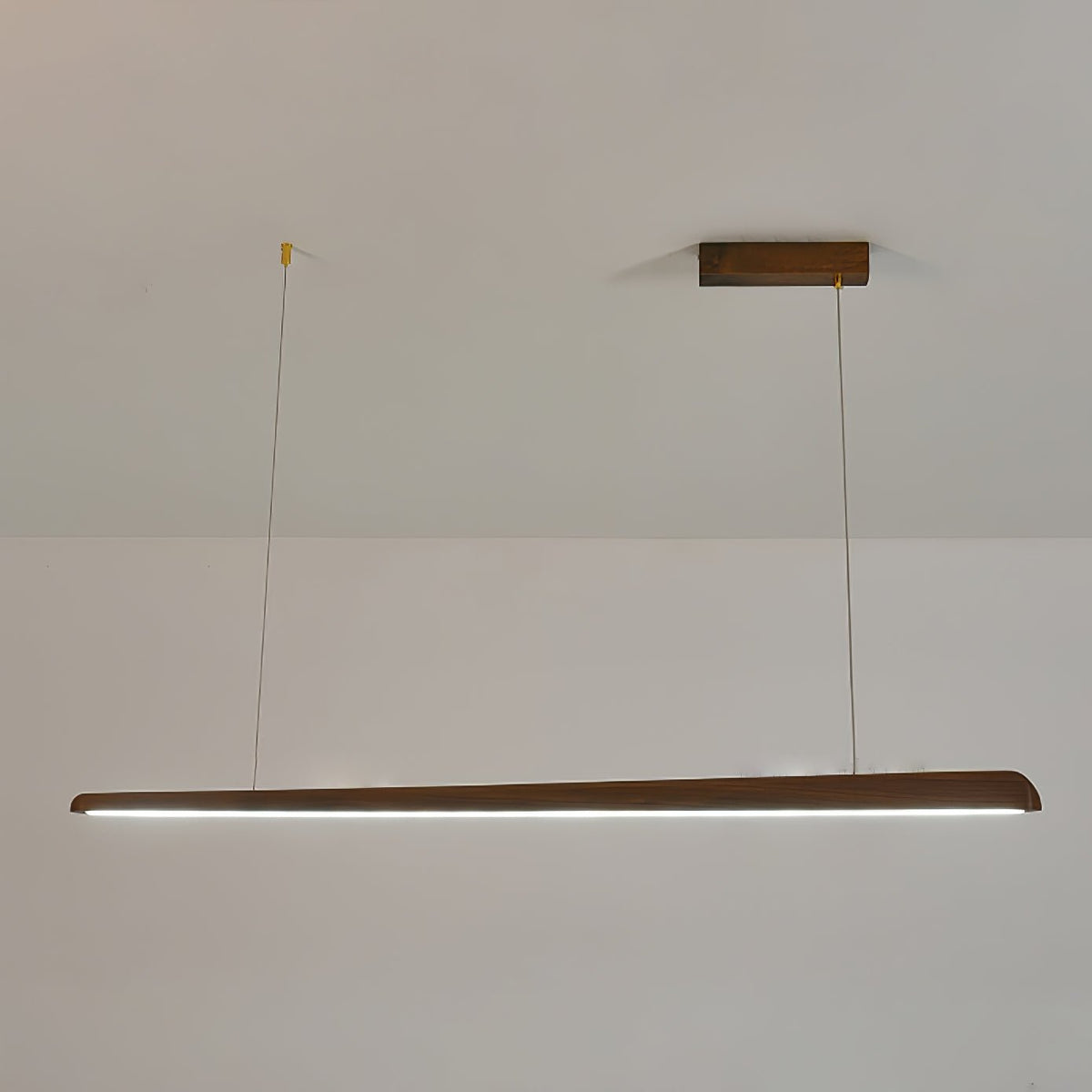 Sylanaya minimalistisk pendellampa i trä