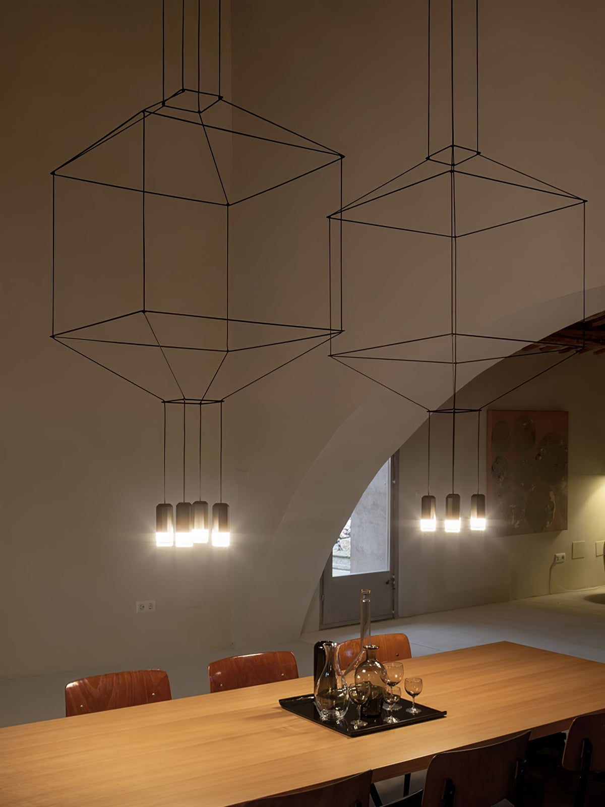 Elaalora geometrinen musta LED-riippuvalaisin metallilangasta