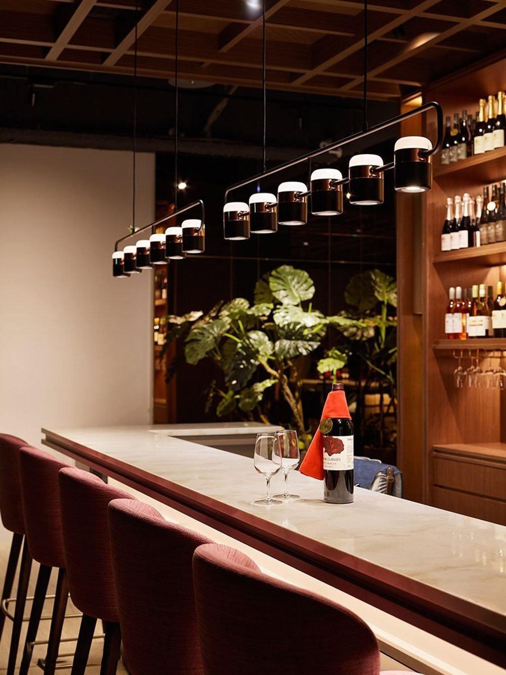 Lirael justerbar glaspendellampa med mässing