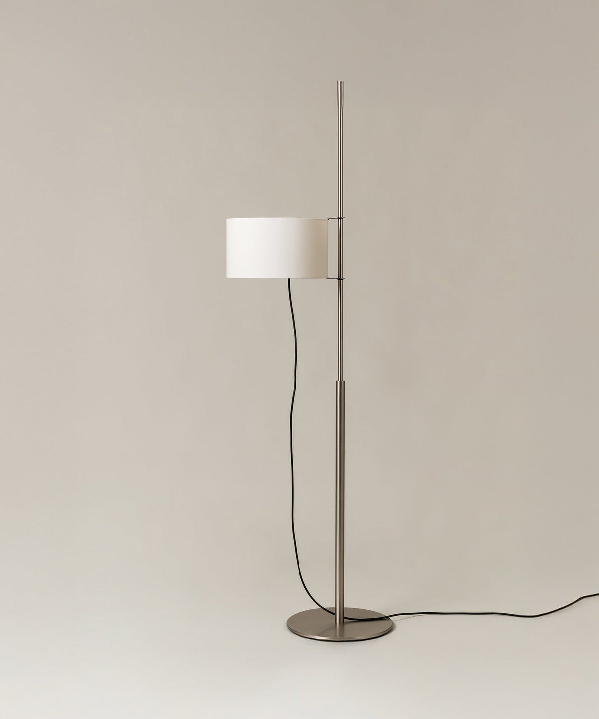 Candeeiro de pé minimalista Selerise
