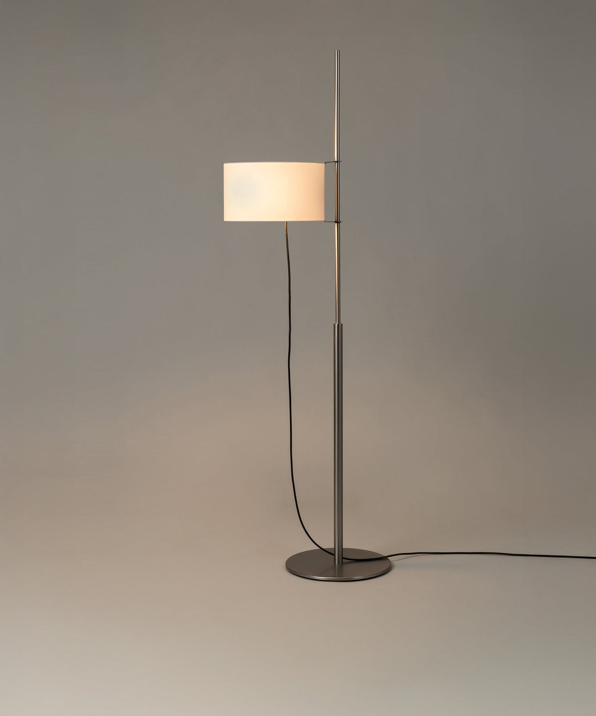 Candeeiro de pé minimalista Selerise