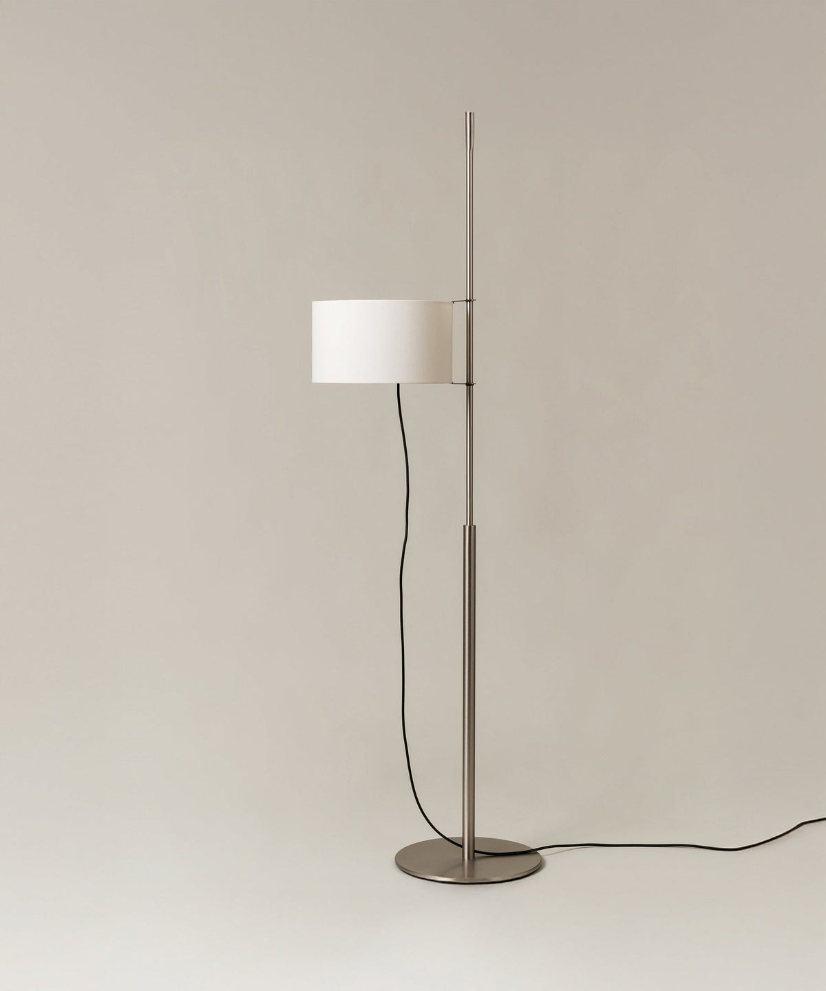 Candeeiro de pé minimalista Selerise