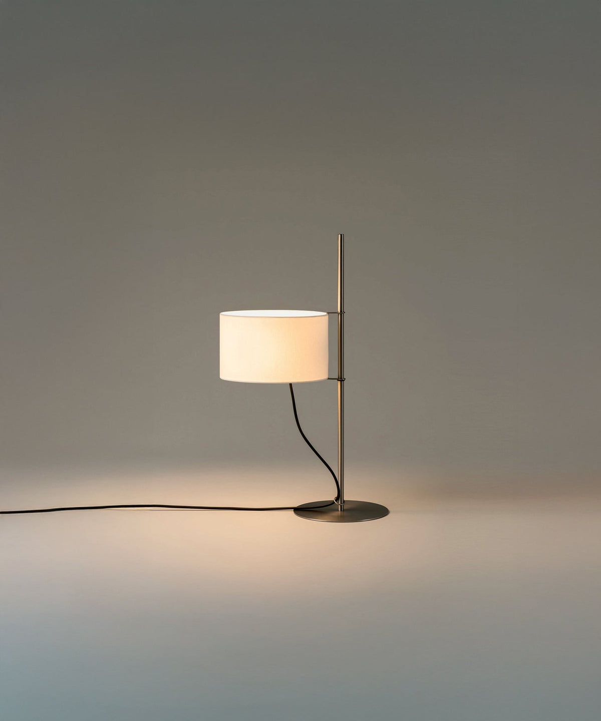 Candeeiro de mesa minimalista Landon