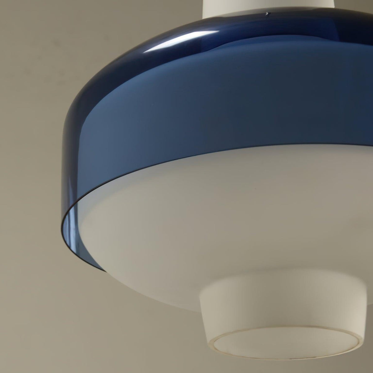 Velaina moderne pendellampe i glas