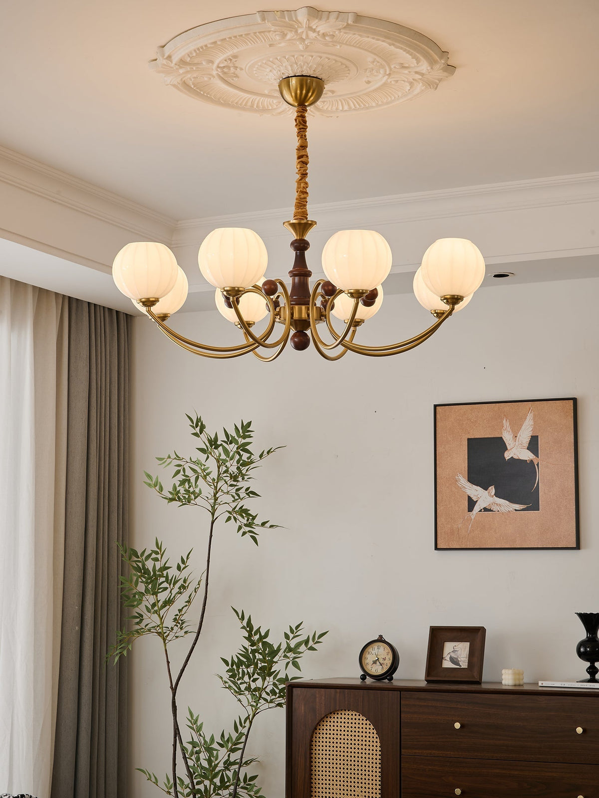 Omirara elegant traditionel vintage lysekrone i træ