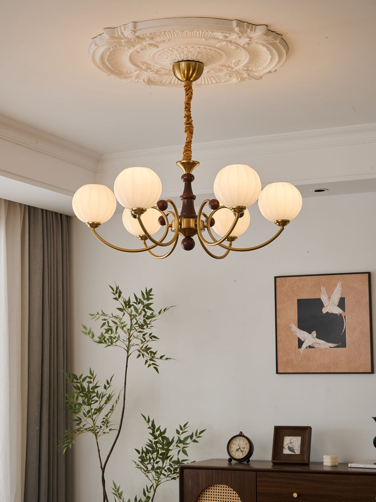 Omirara elegant traditionel vintage lysekrone i træ