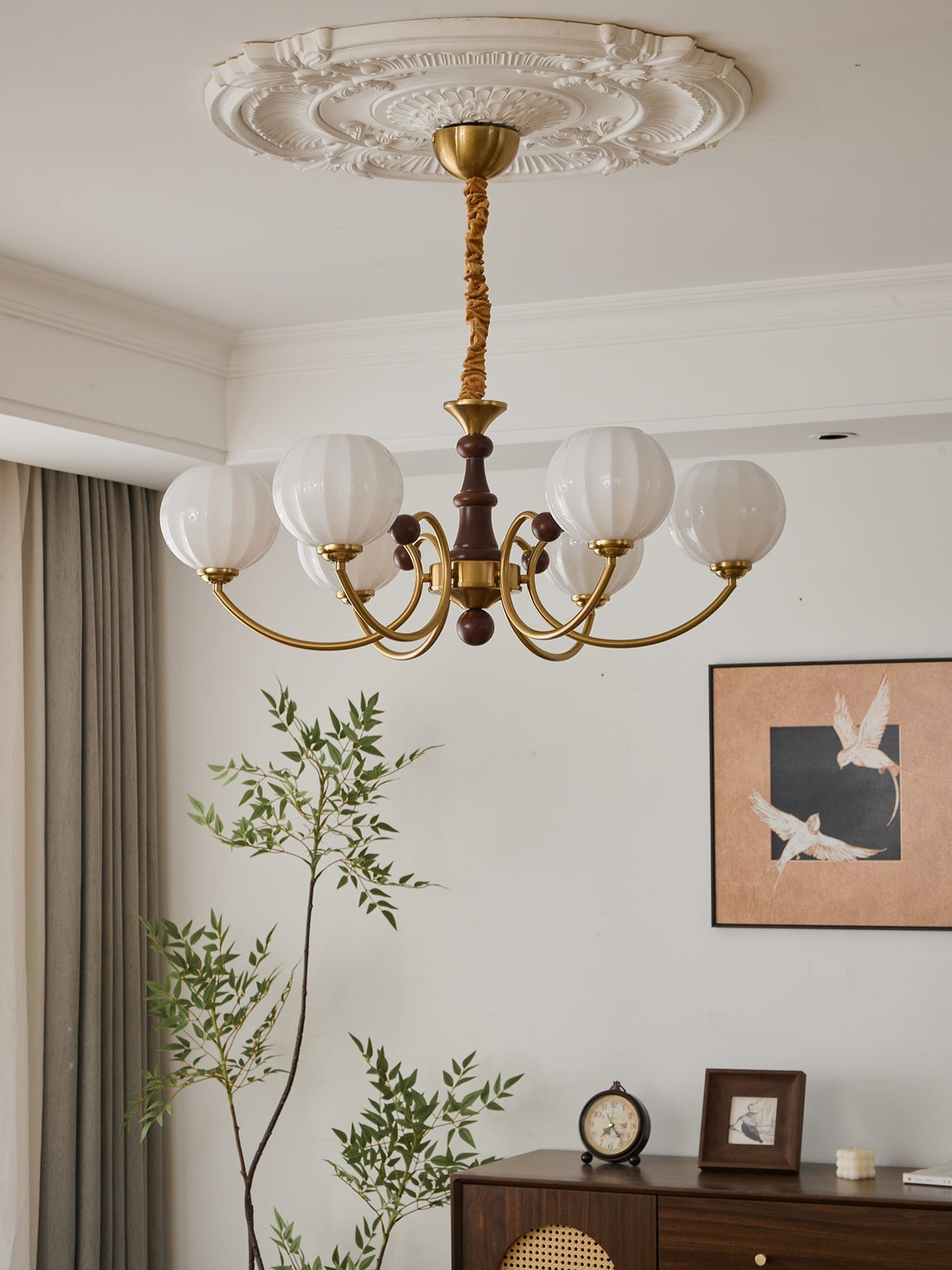 Omirara elegant traditionel vintage lysekrone i træ